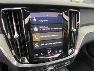 Volvo V-60 2.0 D4 190 PK  INSCRIPTION-PANO-CAMERA-NAVI-MEMORY STOELEN picture 10