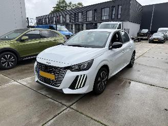 Vaurioauto  passenger cars Peugeot 208 1.2 PureTech 75 Styl -AIRCO-PDC 2025/5
