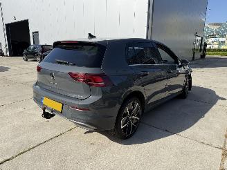 Volkswagen Golf 1.5 eHYBRID 50 EDITION -HUD-CAMERA-NAVI picture 5