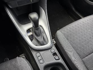 Toyota Yaris 1.5 HYBRID 141 PK-CAMERA-PDC-NAVI-CRUISE picture 20