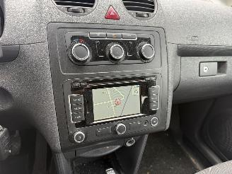 Volkswagen Caddy 1.6 TDI AUTOMAAT-NAVI-EXENON-AIRCO picture 17