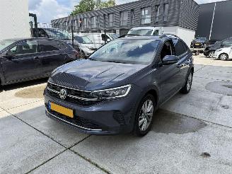 krockskadad bil auto Volkswagen Taigo 1.0 TSI Life Edition LED - CAMERA - KEYLESS 2025/6
