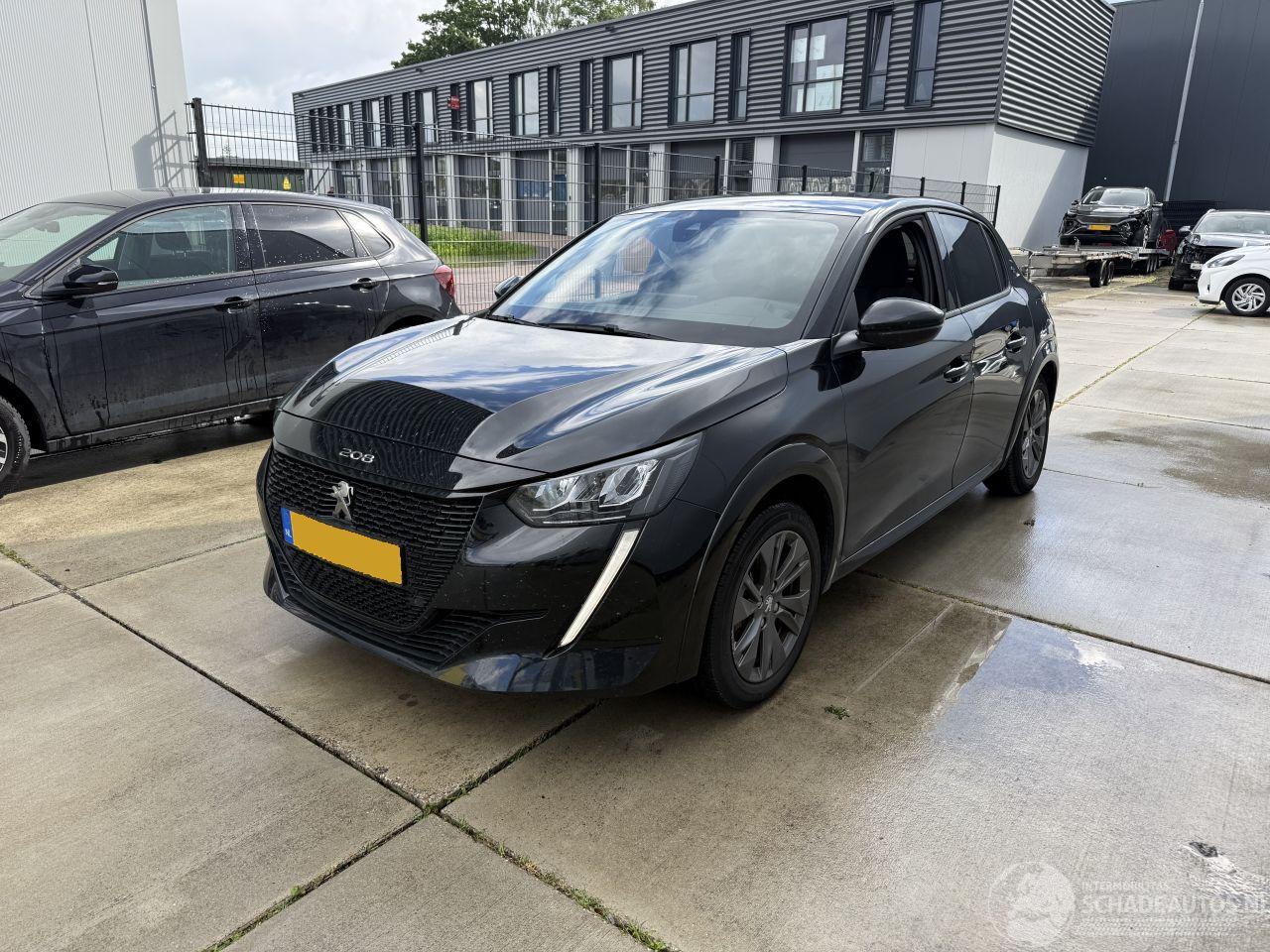 Peugeot 208 EV Allure Pack 50 kWh-NAVI-CAMERA-PDC