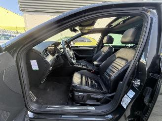 Volkswagen Passat 1.5 TSI Highline Business R-DSG-LEDER-CAMERA-PANO picture 8