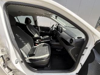 Hyundai I-10 1.0 Comfort   AIRCO-PDC-CRUISE picture 11