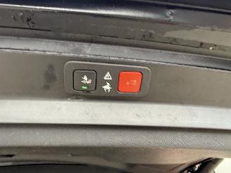 Peugeot 5008 1.2 PureTech Bleu Lease Premium -CAMERA-NAVI-LEDER-CRUISE picture 11