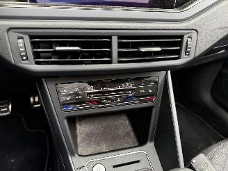 Volkswagen Polo 1.0 TSI R-LINE-PANO-CAMERA-PDC-NAVI-CRUISE picture 21