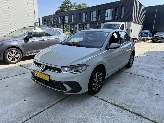 Damaged car Volkswagen Polo 1.0 TSI Life Business NAVI - PDC - LED - CLIMA - ACC 2023/10