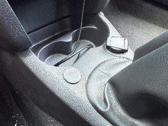Dacia Logan 0.9 TCe LPG-G3 SL Royaal 90PK - NAVI - CAMERA picture 18