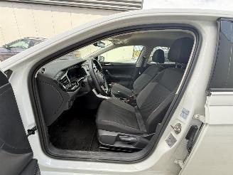 Volkswagen Polo 1.0TSI LIFE 95PK - NAVI - CAMERA - LED picture 9