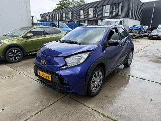 Unfallwagen Toyota Aygo X 1.0VVT-i MT PLAY PDC - CAMERA - AIRCO 2025/8