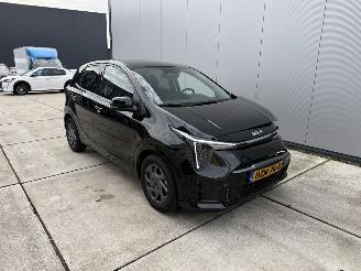 krockskadad bil auto Kia Picanto 1.0 DPI DYNAMIC PLUS LINE - CAMERA - NAVI - AIRCO 2025/7