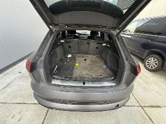 Audi E-tron 55 QUATRO Advanced 95 kWh -LEDER-NAVI-360 CAMERA-PANO picture 10