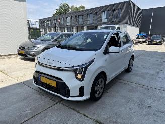 Unfallwagen Kia Picanto 1.0 DPI DYNAMIC LINE CRUISE-CAMERA-NAVI 2025/4