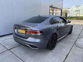 Jaguar XE 2.0 P250 R-Dynamic Black -AUTOMAAT-PDC-LEDER-CAMERA-NAVI picture 5