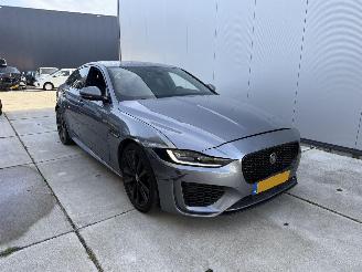 Jaguar XE 2.0 P250 R-Dynamic Black -AUTOMAAT-PDC-LEDER-CAMERA-NAVI picture 2