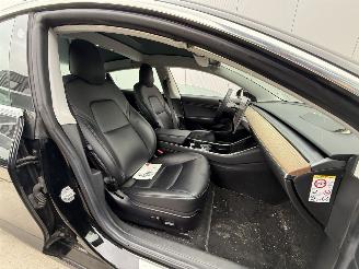 Tesla Model 3 LONG RANGE RWD 75 kWh -CAMERA-NAVI-PANO-LEDER picture 11