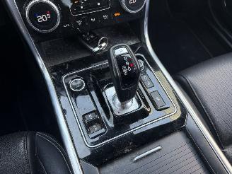 Jaguar XE 2.0 250 R -Dynamic Black-AUTOMAAT-NAVI-LEDER-PDC-CAMERA picture 22