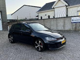 Volkswagen Golf 2.0 TSI GTI Dsg Pano picture 2