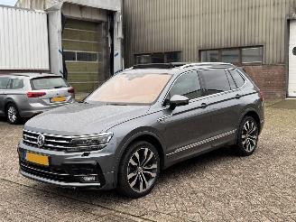 krockskadad bil auto Volkswagen Tiguan Allspace 1.5 TSI DSG R-Line Pano Nap Geen Schade 2019/10