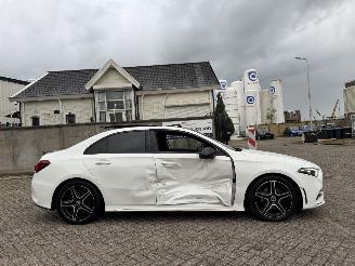 Mercedes A-klasse 200 163Pk Automaat AMG Pakket Pano Launch Edition Premium picture 7