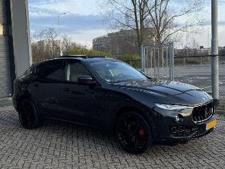 Maserati Levante 3.0 V6 D AWD Pano Harman Kardon picture 2