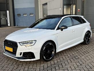 uszkodzony samochody osobowe Audi Rs3 Sportback 2.5 TFSI Quattro 400Pk Pano Bang&Olufsen Virtual Cockpit 2018/6