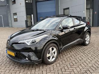 Damaged car Toyota C-HR 1.8 Hybrid Dynamic Automaat 2018/5