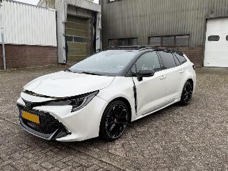 damaged passenger cars Toyota Corolla Touring Sports 2.0 Hybrid 217Pk Gr-Sport Plus Jbl Pano Head-Up Orgineel Nederlandse Auto Nap 2020/8