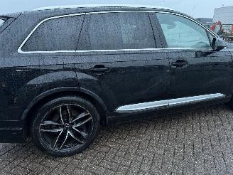 Audi Q7 3.0 TDI Quattro 7Persoons S-Line Pano Head-Up Softclose picture 23