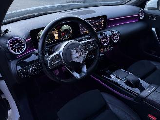 Mercedes A-klasse A200 AMG Pakket NAP Nederlandse Auto Sfeerverlichting picture 6
