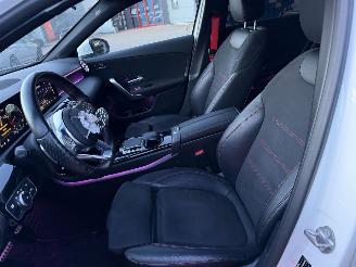 Mercedes A-klasse A200 AMG Pakket NAP Nederlandse Auto Sfeerverlichting picture 7