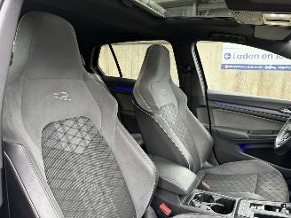Volkswagen Golf 1.5 eTSI DSG R-Line Pano Harman Kardon picture 13