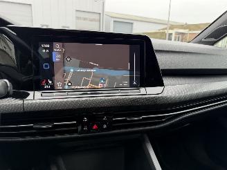 Volkswagen Golf 1.5 eTSI DSG R-Line Pano Harman Kardon picture 9