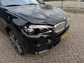BMW  X5 XDrive Grijs Kenteken Pano Harman Kardon Head-Up picture 23