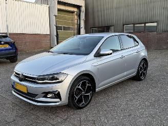 Schadeauto Volkswagen Polo 1.0 TSI DSG Highline NAP Nederlandse Auto 2017/10