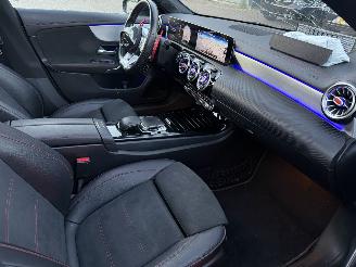 Mercedes Cla-klasse 200 AMG Pakket Pano Sfeerverlichting NAP Nederlandse Auto picture 12