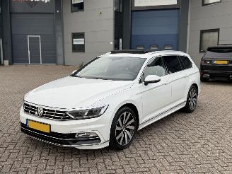 Coche accidentado Volkswagen Passat 2.0 Tdi Dsg 190Pk R-Line Pano DynAudio Head-Up 2016/7