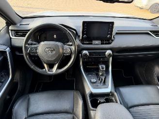 Toyota Rav-4 2.5 Hybrid AWD Bi-Tone picture 9