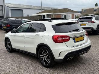 Mercedes GLA 200 AMG Pakket NAP Nederlandse Auto! Pano picture 4