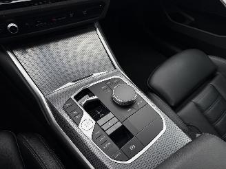 BMW 3-serie 320e M-Pakket Nap Nederlandse Auto! Schuifdak picture 11