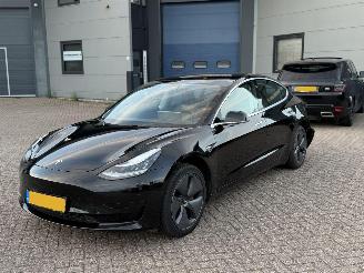 Unfallwagen Tesla Model 3 Standard RWD Plus 60 KWH NAP! 2019/12