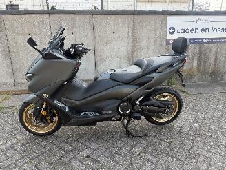 Yamaha  TMAX 560 Tech Max ABS Orgineel Nederlands picture 3