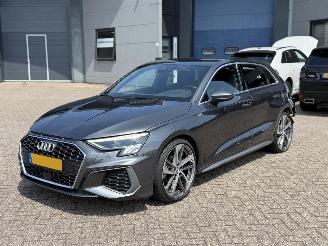 Damaged car Audi A3 Sportback 35 TFSI S-Line NAP Nederlandse Auto 2021/7