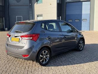 krockskadad bil auto Hyundai Ix20 1.6i Automaat NAP Nederlandse Auto! 2016/10
