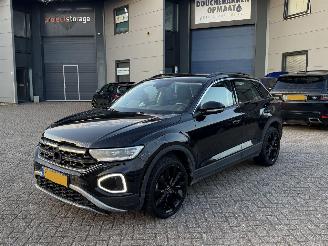 Avarii autoturisme Volkswagen T-Roc 1.5 TSI Life Bussines Iq Light NAP Nederlandse Auto 2023/5