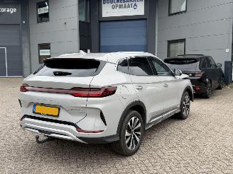 damaged passenger cars BYD Seal U 1.5 T DM-I AWD Design Pano Nap Nederlandse Auto  360Camera 2025/8