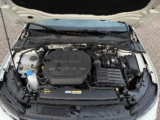 Volkswagen Golf 2.0 TSI R 320Pk Pano Harman Kardon Head-Up picture 17