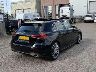 Avarii autoturisme Mercedes A-klasse 250 Premium Plus Pano Sfeerverlichting 2018/11