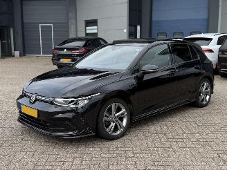 Avarii autoturisme Volkswagen Golf 1.5 eTSI R-Line Pano Automaat 2020/10